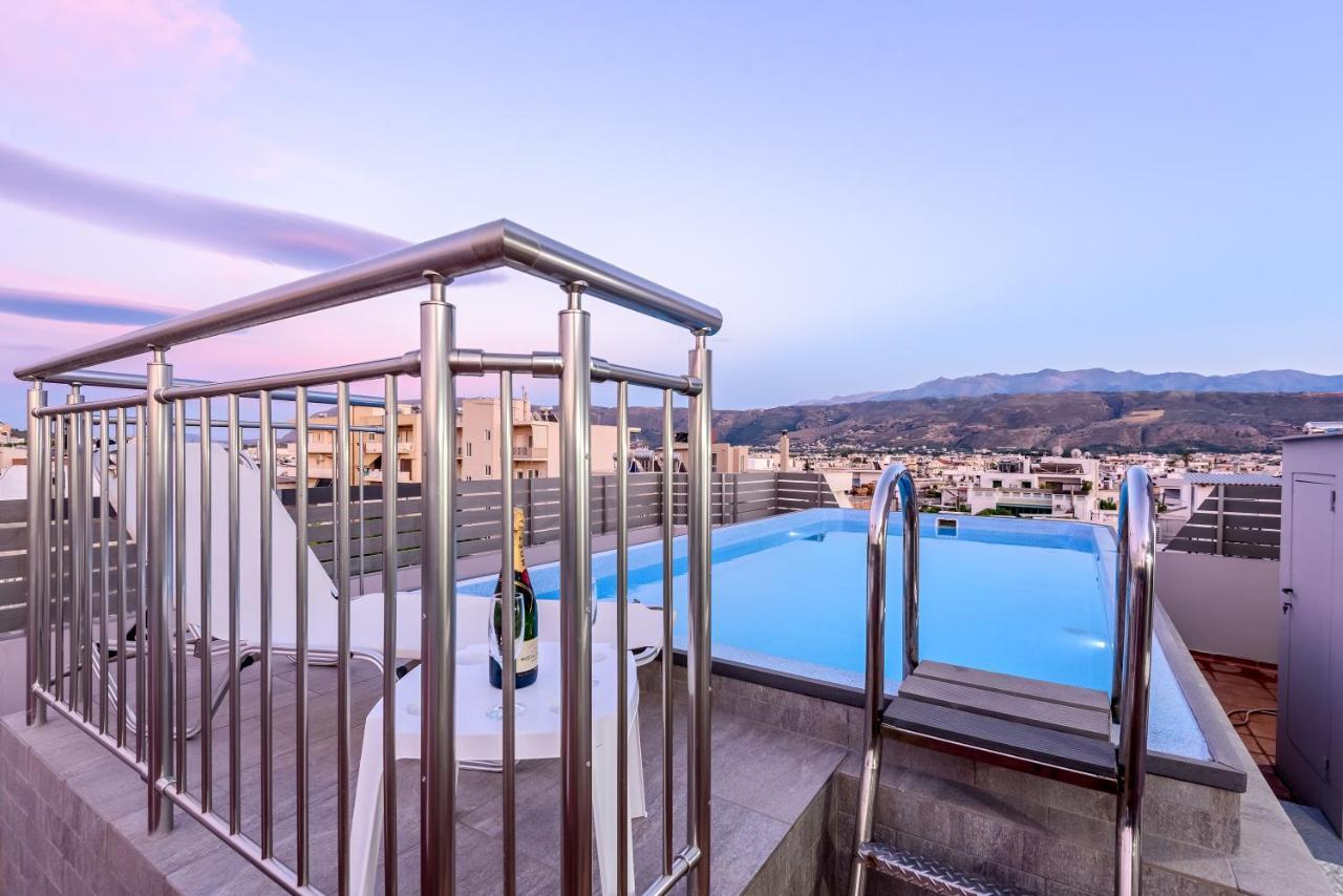 Luxury Villa In City Center With Rooftop Swimming Pool Chania  Buitenkant foto