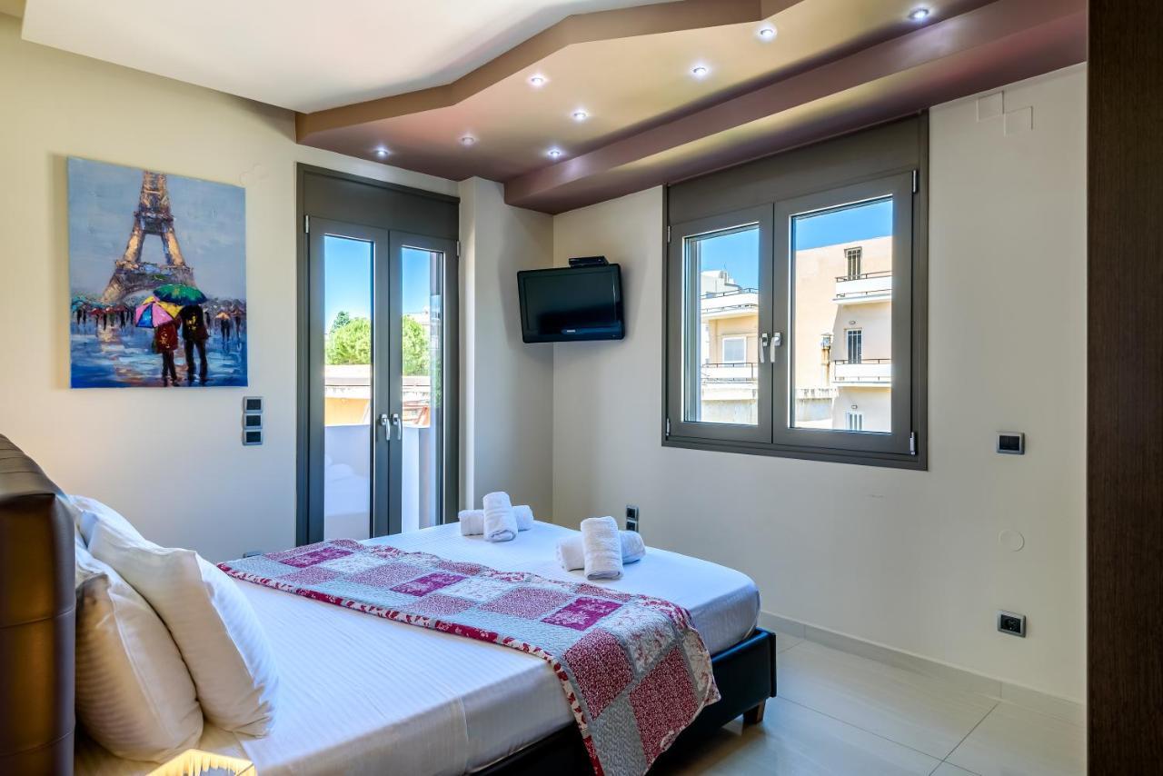 Luxury Villa In City Center With Rooftop Swimming Pool Chania  Buitenkant foto